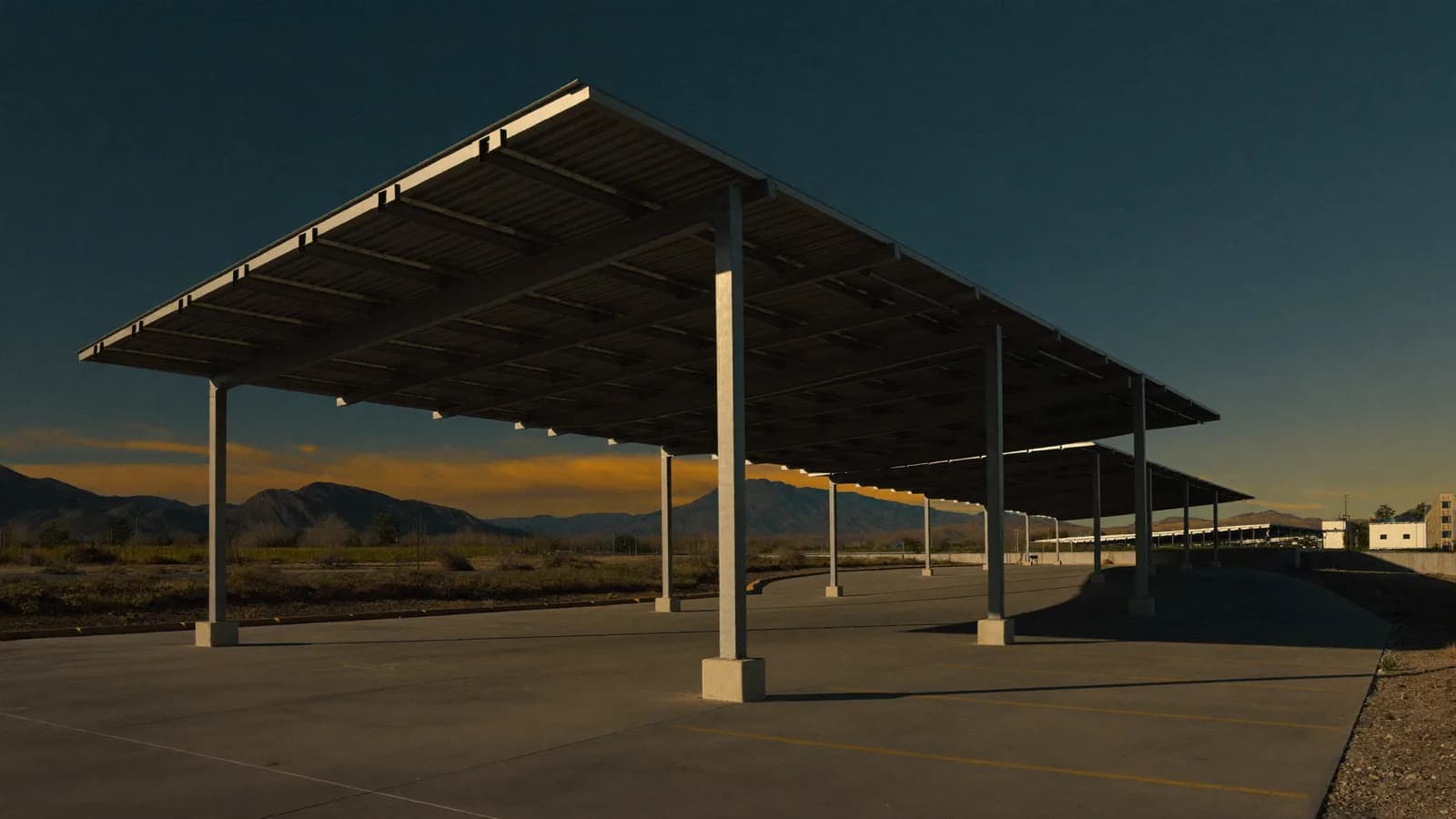 Carport solar en México: costo y cuándo conviene
